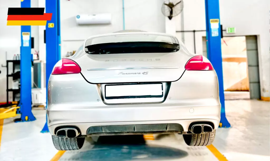 Porsche 2 Porsche - Porsche 4
